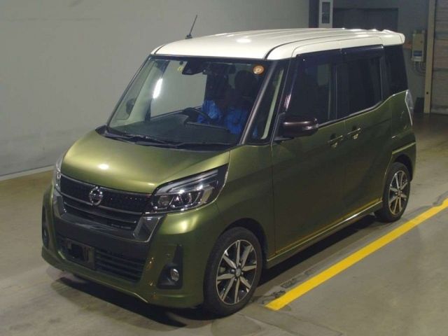 3315 Nissan Dayz roox B21A 2018 г. (TAA Yokohama)